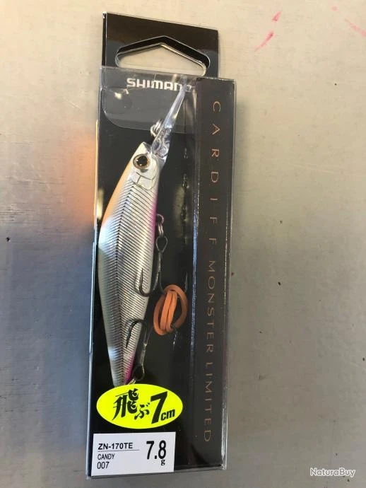Leurre Shimano Cardiff Monster Limited 7cm 7 Flottant 7,8 Candy 3 Leurre Shimano Cardiff Monster Limited 7cm 7 Flottant 7,8 Candy