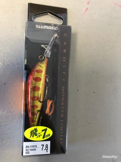 Leurre Shimano Cardiff Monster Limited 7cm 7 Flottant 7.6 Red Yamame 3 Leurre Shimano Cardiff Monster Limited 7cm 7 Flottant 7.6 Red Yamame